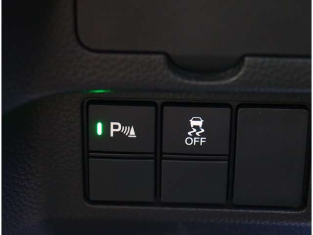 ホンダ Ｎ　ＢＯＸ カスタム ６６０ Ｌ ターボ スタイルプラス ブラック R4年 (関東) 99