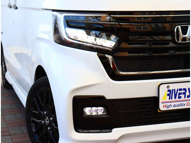 ホンダ Ｎ　ＢＯＸ カスタム ６６０ Ｌ ターボ スタイルプラス ブラック R4年 (関東) 99