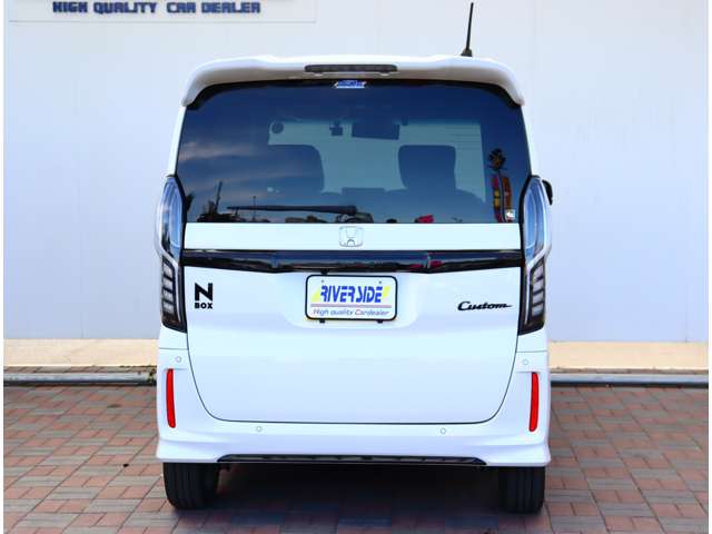 ホンダ Ｎ　ＢＯＸ カスタム ６６０ Ｌ ターボ スタイルプラス ブラック R4年 (関東) 99