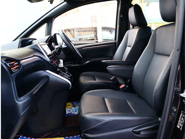 トヨタ エスクァイア　ハイブリッド １．８ ハイブリッド ＧＩ R1年 (関東) 99