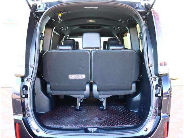 トヨタ エスクァイア　ハイブリッド １．８ ハイブリッド ＧＩ R1年 (関東) 99