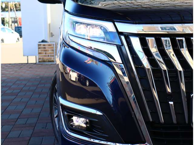 トヨタ エスクァイア　ハイブリッド １．８ ハイブリッド ＧＩ R1年 (関東) 99