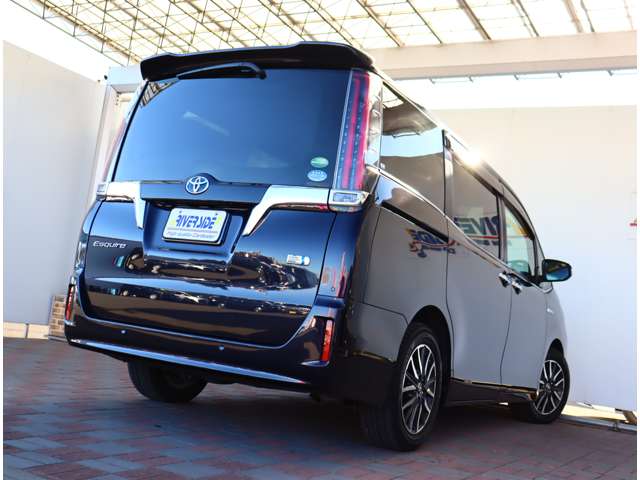 トヨタ エスクァイア　ハイブリッド １．８ ハイブリッド ＧＩ R1年 (関東) 99