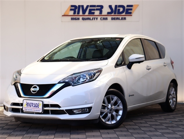 日産 ノート １．２ Ｅ－ＰＯＷＥＲ メダリスト H30年 (関東) 99