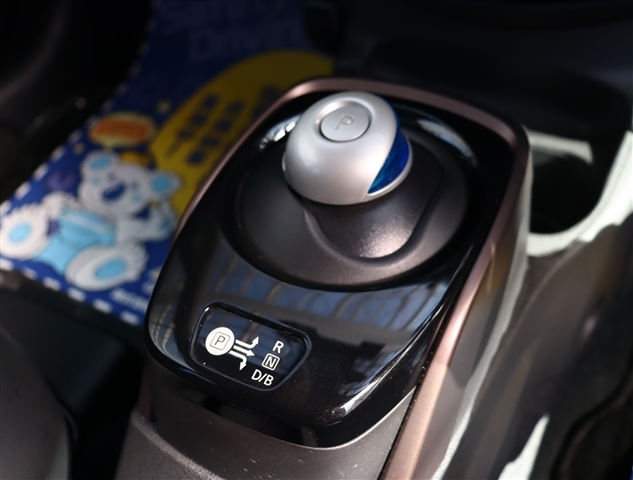 日産 ノート １．２ Ｅ－ＰＯＷＥＲ メダリスト H30年 (関東) 99