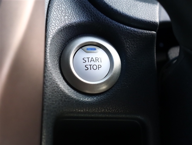 日産 ノート １．２ Ｅ－ＰＯＷＥＲ メダリスト H30年 (関東) 99