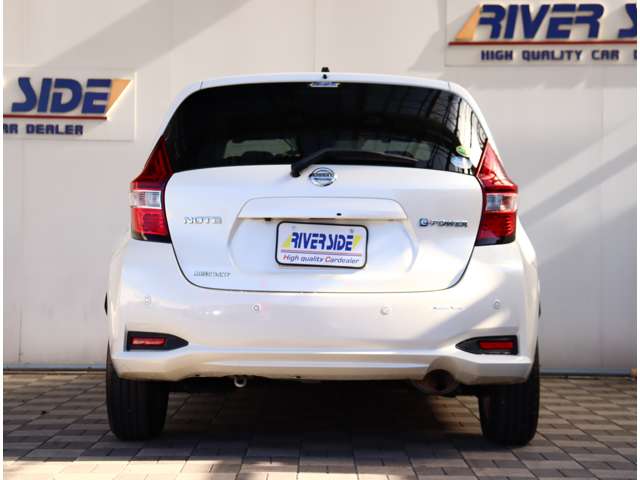 日産 ノート １．２ Ｅ－ＰＯＷＥＲ メダリスト H30年 (関東) 99