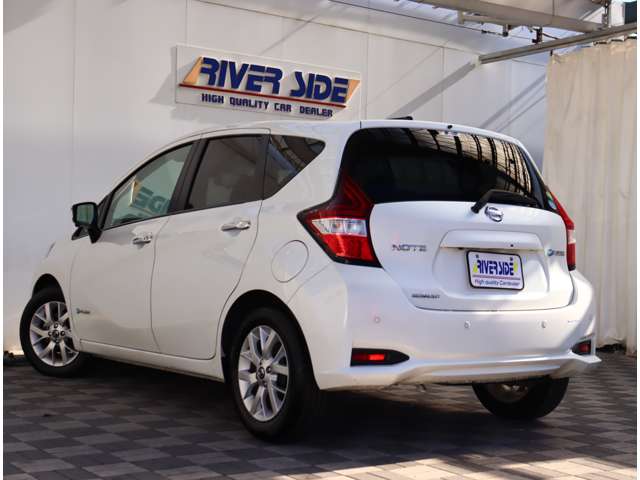 日産 ノート １．２ Ｅ－ＰＯＷＥＲ メダリスト H30年 (関東) 99