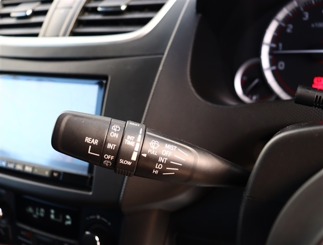 スズキ スイフト １．６ スポーツ H28年 (関東) 99