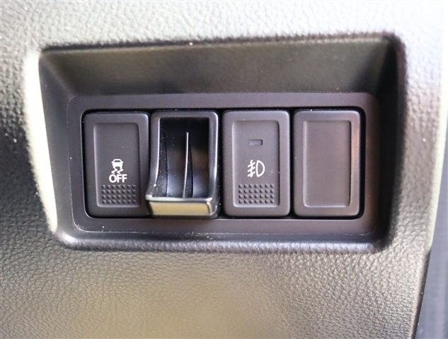 スズキ スイフト １．６ スポーツ H28年 (関東) 99