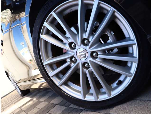 スズキ スイフト １．６ スポーツ H28年 (関東) 99