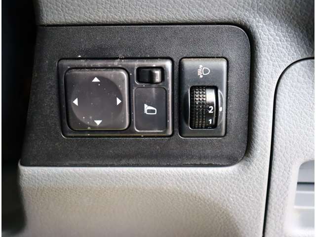 日産 ＮＶ２００バネット １．６ １６Ｘ－２Ｒ H23年 (関東) 99