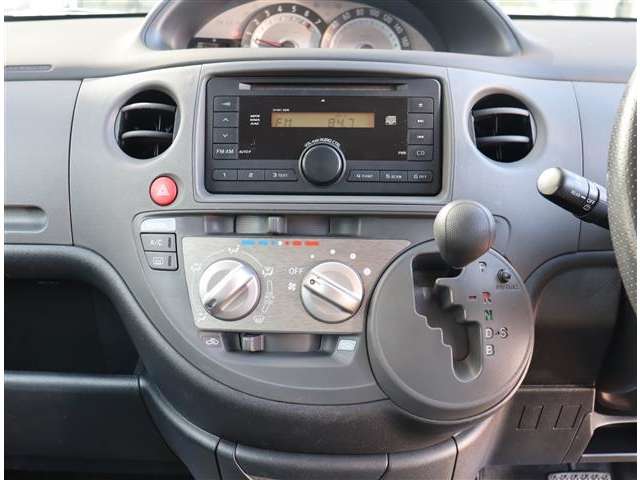 トヨタ シエンタ １．５ ダイス H24年 (関東) 99