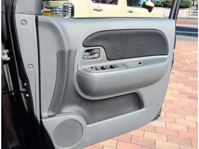 トヨタ シエンタ １．５ ダイス H24年 (関東) 99