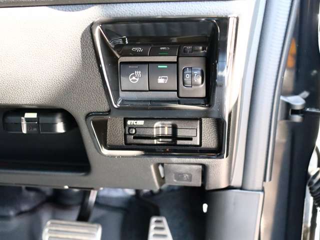 スズキ スペーシア　ギア ６６０ カスタム ハイブリッド ＸＳターボ R6年 (関東) 99