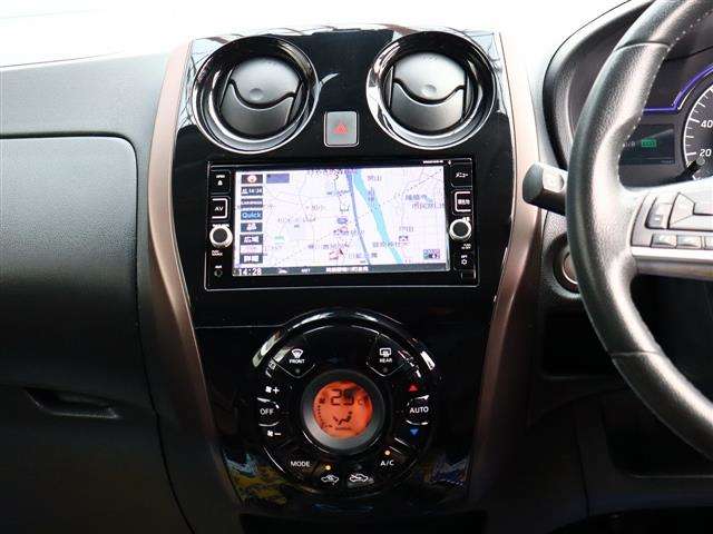 日産 ノート １．２ Ｅ－ＰＯＷＥＲ メダリスト H28年 (関東) 99