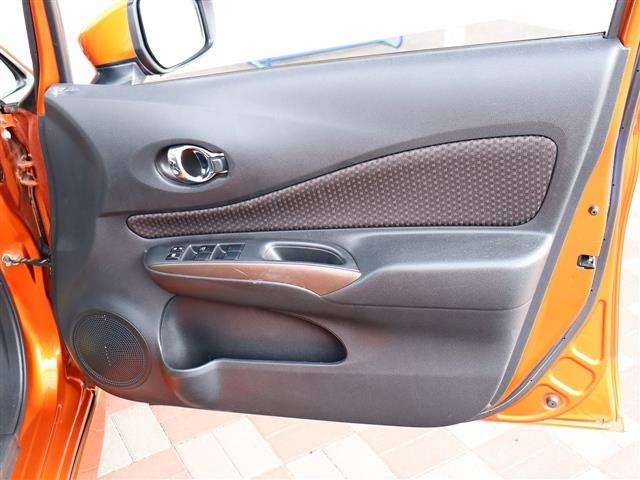 日産 ノート １．２ Ｅ－ＰＯＷＥＲ メダリスト H28年 (関東) 99