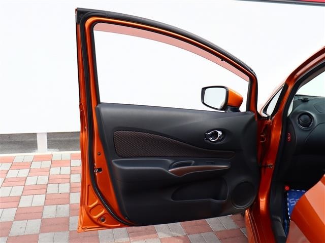 日産 ノート １．２ Ｅ－ＰＯＷＥＲ メダリスト H28年 (関東) 99