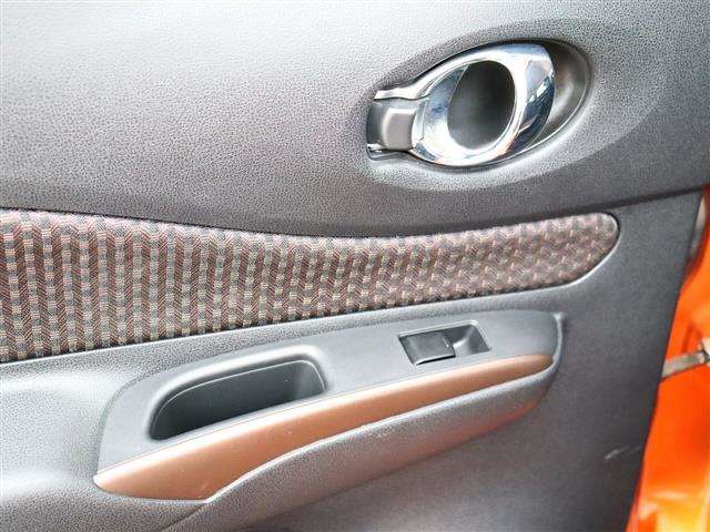 日産 ノート １．２ Ｅ－ＰＯＷＥＲ メダリスト H28年 (関東) 99