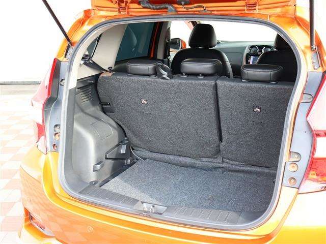 日産 ノート １．２ Ｅ－ＰＯＷＥＲ メダリスト H28年 (関東) 99