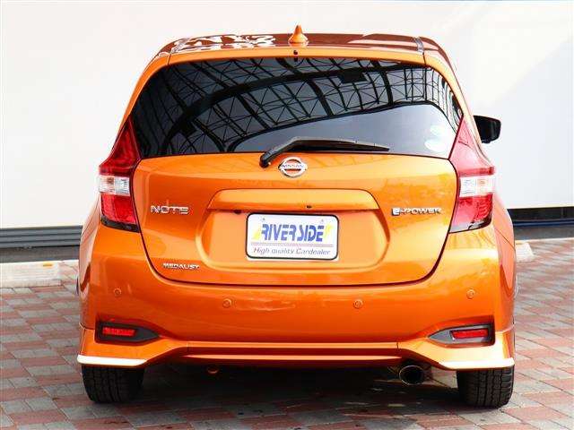 日産 ノート １．２ Ｅ－ＰＯＷＥＲ メダリスト H28年 (関東) 99