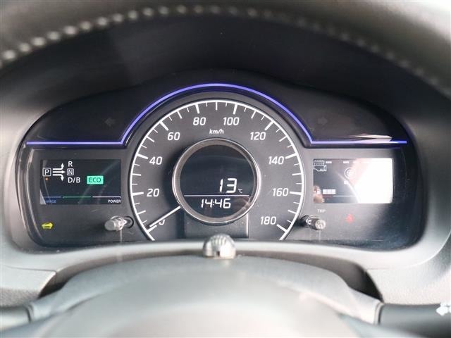 日産 ノート １．２ Ｅ－ＰＯＷＥＲ メダリスト H28年 (関東) 99