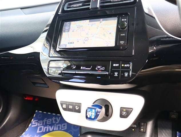 トヨタ プリウス １．８ Ｓ ツーリングセレクション H28年 (関東) 99