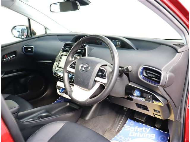 トヨタ プリウス １．８ Ｓ ツーリングセレクション H28年 (関東) 99