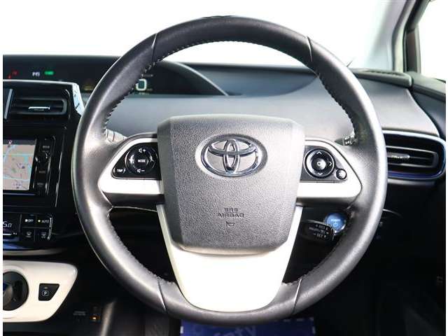 トヨタ プリウス １．８ Ｓ ツーリングセレクション H28年 (関東) 99