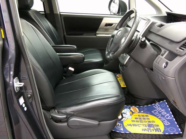 トヨタ ヴォクシー ２．０ ＺＳ H19年 (関東) 99