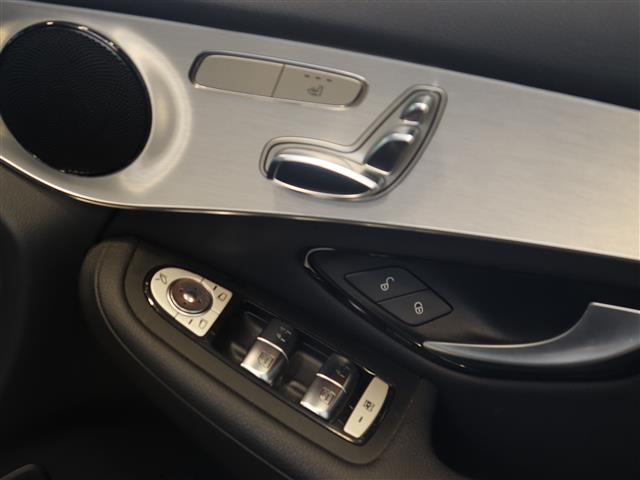 メルセデスベンツ ＧＬＣクラス ２２０ Ｄ ４マチック ディーゼルターボ ４ＷＤ H30年 (関東) 99