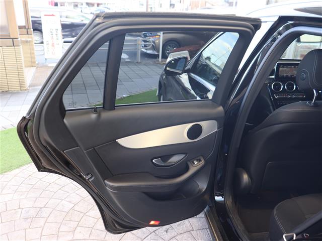 メルセデスベンツ ＧＬＣクラス ２２０ Ｄ ４マチック ディーゼルターボ ４ＷＤ H30年 (関東) 99