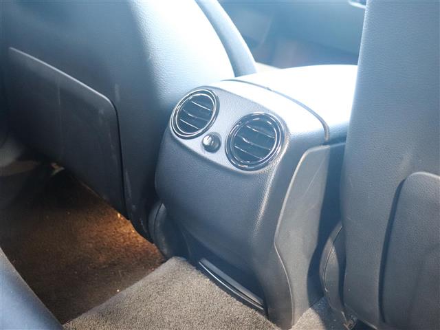 メルセデスベンツ ＧＬＣクラス ２２０ Ｄ ４マチック ディーゼルターボ ４ＷＤ H30年 (関東) 99