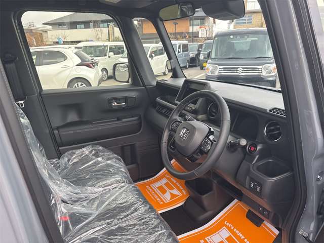 ホンダ Ｎ　ＢＯＸ カスタム ６６０ コーディネートスタイル モノトーン R6年 (近畿) 99