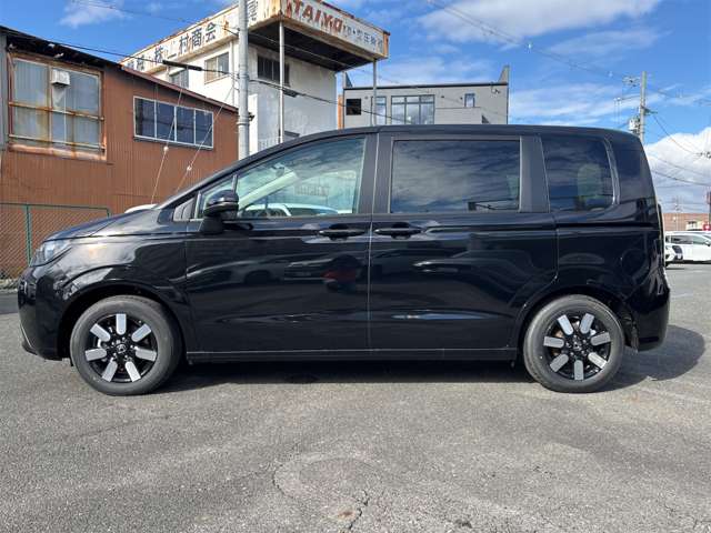 ホンダ フリード　ハイブリッド １．５ Ｅ：ＨＥＶ エアー ＥＸ R6年 (近畿) 99