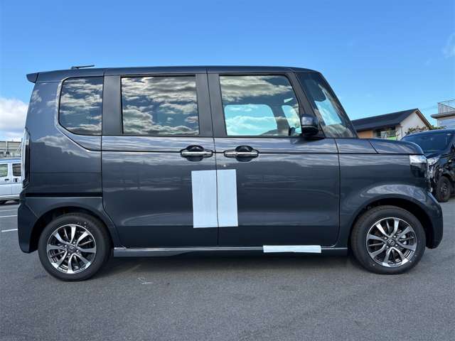 ホンダ Ｎ　ＢＯＸ カスタム ６６０ R6年 (近畿) 99