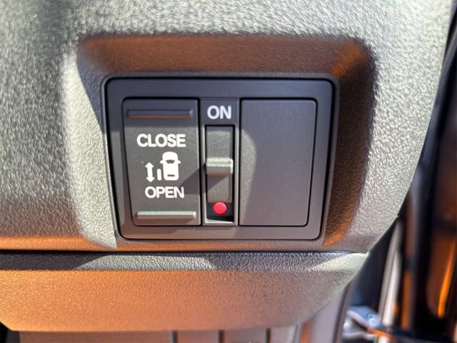 ホンダ Ｎ　ＢＯＸ カスタム ６６０ R6年 (近畿) 99