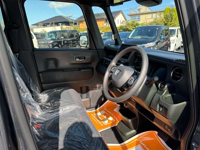 ホンダ Ｎ　ＢＯＸ カスタム ６６０ R6年 (近畿) 99