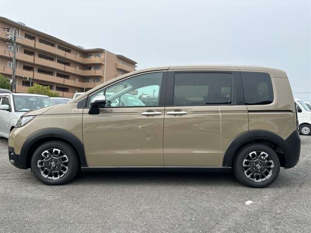 ホンダ フリード １．５ クロスター R6年 (近畿) 99