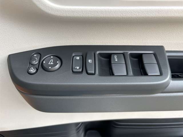 ホンダ Ｎ　ＢＯＸ ６６０ R6年 (近畿) 99