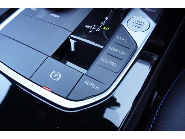 ＢＭＷ １シリーズ １１８Ｄ Ｍスポーツ ディーゼルターボ R6年 (近畿) 99