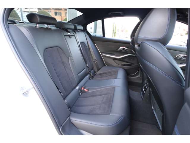 ＢＭＷ ３シリーズ ３２０ｉ　Ｍスポーツ R5年 (近畿) 99