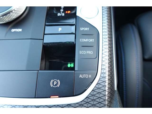 ＢＭＷ ３シリーズ ３２０ｉ　Ｍスポーツ R5年 (近畿) 99