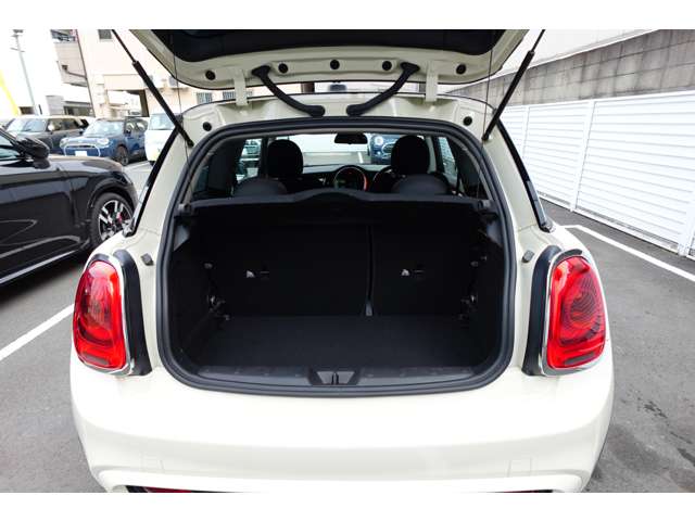 ミニ ミニ クーパーＳ ３ドア H30年 (近畿) 99