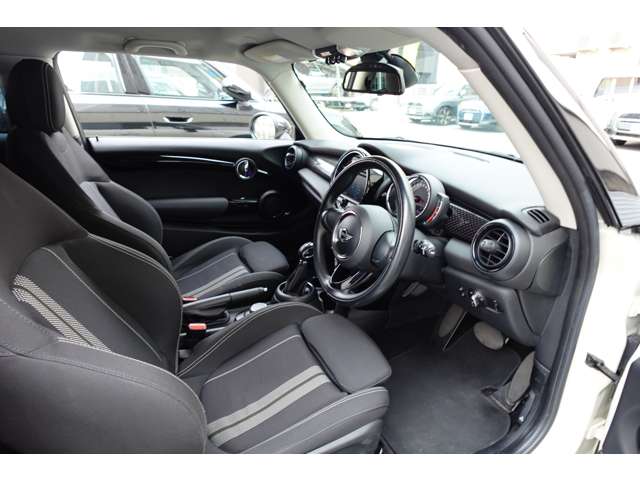 ミニ ミニ クーパーＳ ３ドア H30年 (近畿) 99