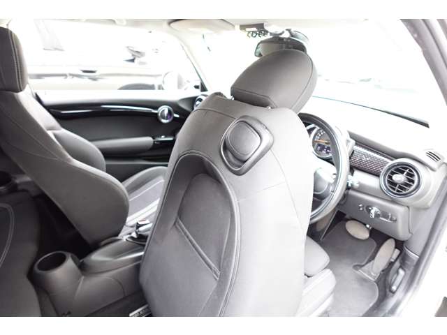 ミニ ミニ クーパーＳ ３ドア H30年 (近畿) 99