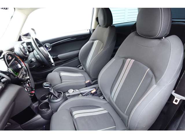 ミニ ミニ クーパーＳ ３ドア H30年 (近畿) 99