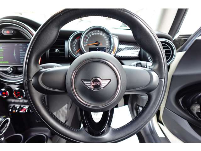 ミニ ミニ クーパーＳ ３ドア H30年 (近畿) 99