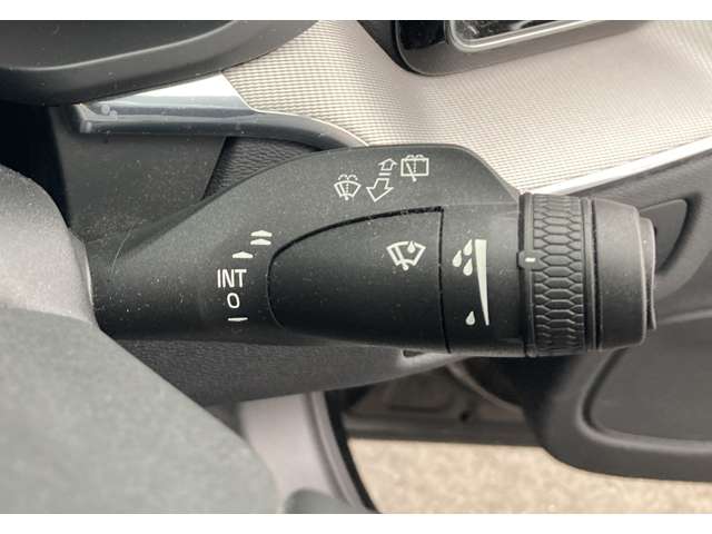 ボルボ ＸＣ６０ Ｂ６ ＡＷＤ Ｒデザイン ４ＷＤ R3年 (関東) 99