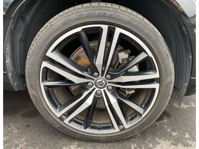 ボルボ ＸＣ６０ Ｂ６ ＡＷＤ Ｒデザイン ４ＷＤ R3年 (関東) 99